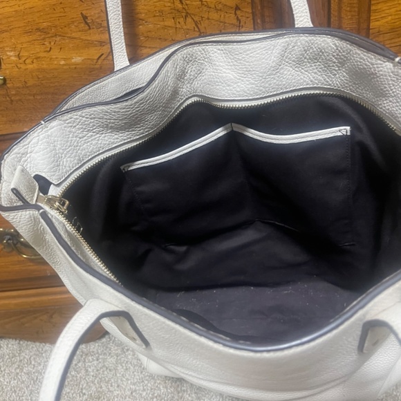 Coach Bag - Picture 4 of 6